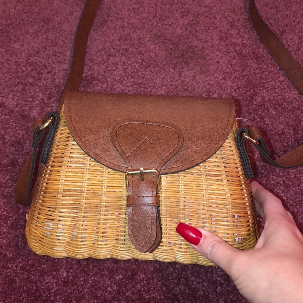 Woven Purse READ Description!!